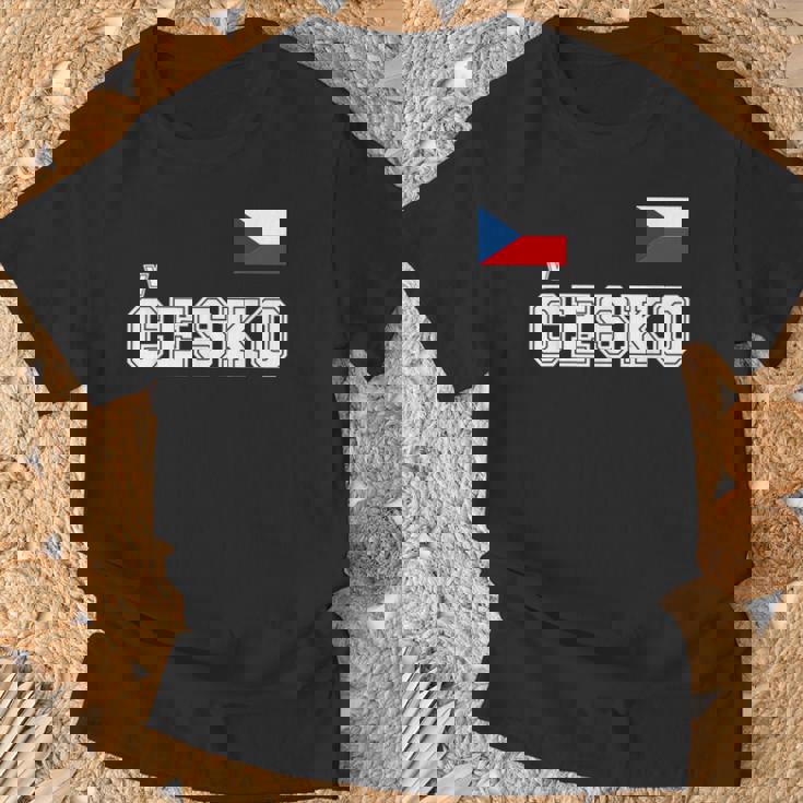 チェコ共和国 胸に Cesko 旗国旗 Tシャツ 高齢者への贈り物
