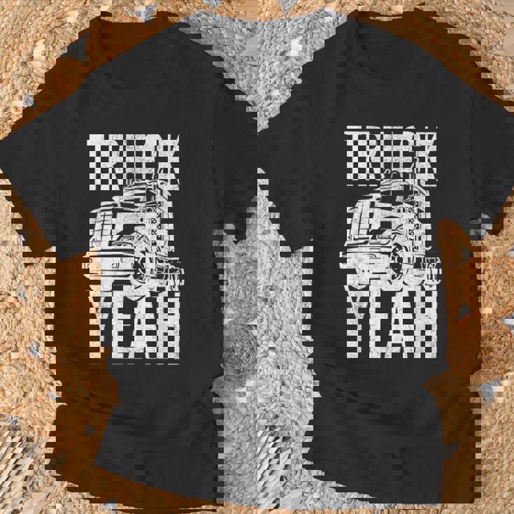 トラッカー 18輪トラック イェーピンク Tシャツ 高齢者への贈り物