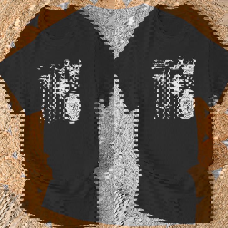 バイキング 戦士装備 剣 兜 斧 角 ヴァルハラ Tシャツ 高齢者への贈り物