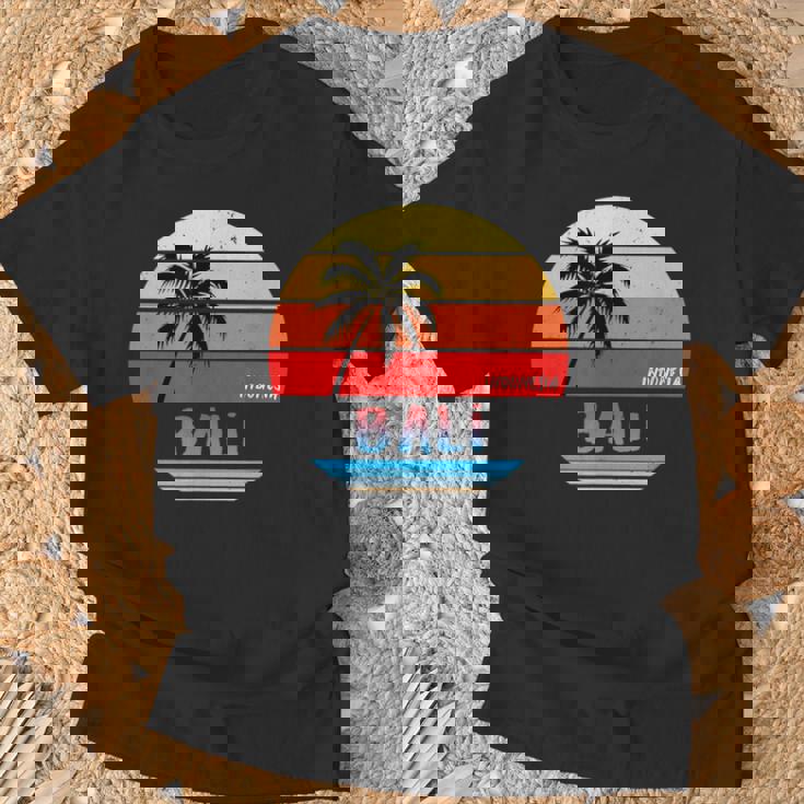 バリインドネシアのギフト。 Tシャツ 高齢者への贈り物