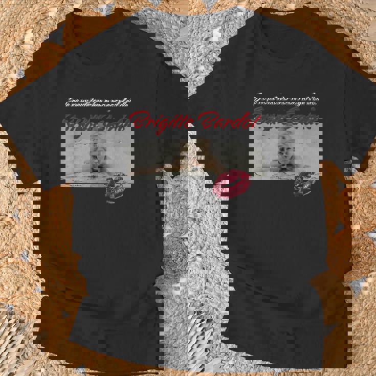 ブリジットバルドー_001 Tシャツ 高齢者への贈り物