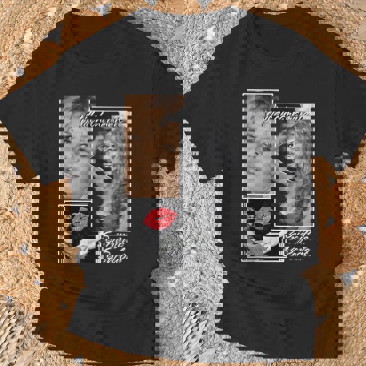 ブリジットバルドー_002 Tシャツ 高齢者への贈り物