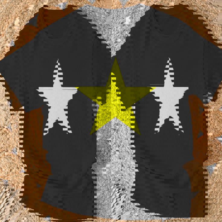 ベトナム国旗 星 ベトナム国旗ハノイ サイゴン Tシャツ 高齢者への贈り物