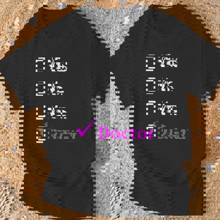 ミス・ミセス・ドクター Tシャツ 高齢者への贈り物