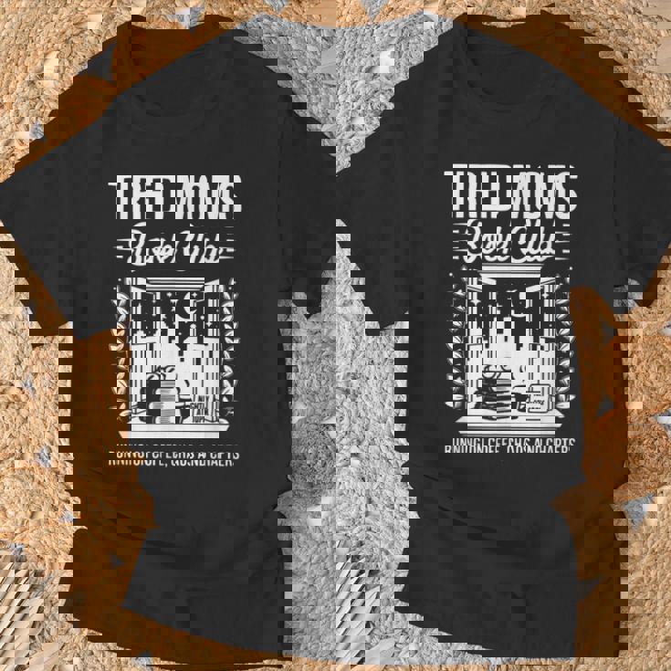 レトロ 疲れたママ ブッククラブ 本っぽい Booktrovert Tシャツ 高齢者への贈り物