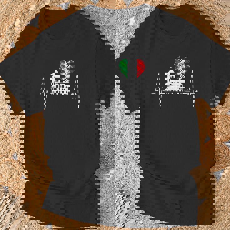 ローマ コロッセオ ハートビート イタリア イタリア国旗 ハート ローマン ローマ Tシャツ 高齢者への贈り物