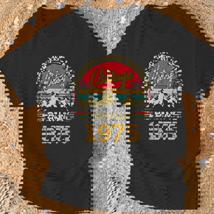 ヴィンテージ51歳の誕生日レジェンドは1975年2月に誕生しました。 Tシャツ 高齢者への贈り物