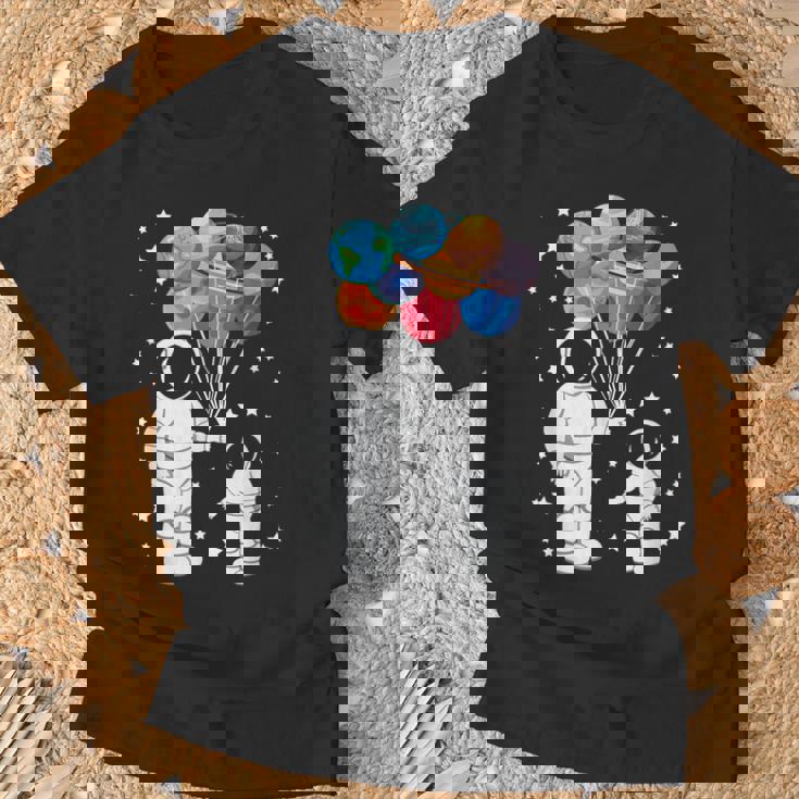 宇宙飛行士 宇宙飛行士 面白い宇宙小人太陽系 天文学 Tシャツ 高齢者への贈り物