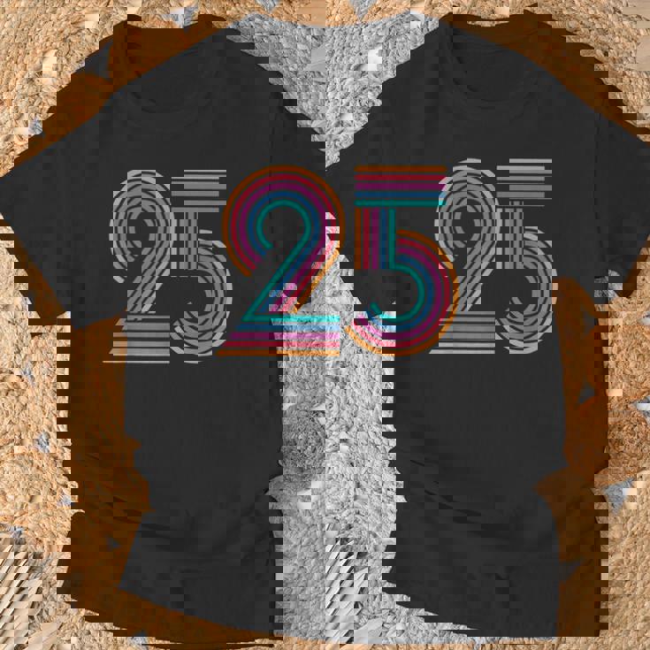 数字 25 25周年 男性 女性 25歳の誕生日 Tシャツ 高齢者への贈り物