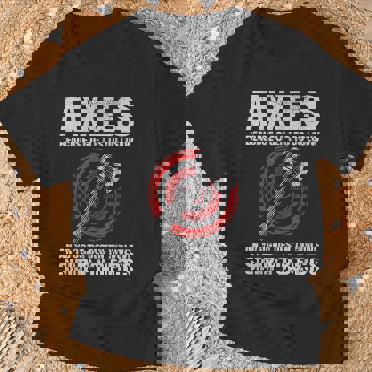 斧投げ ランバージャック ヨガ ゴルフ ファニー 斧投げ ブルズアイ Tシャツ 高齢者への贈り物