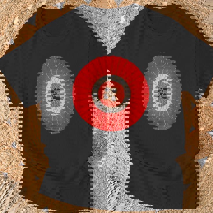 日本の伝統柄紅白傘 Tシャツ 高齢者への贈り物