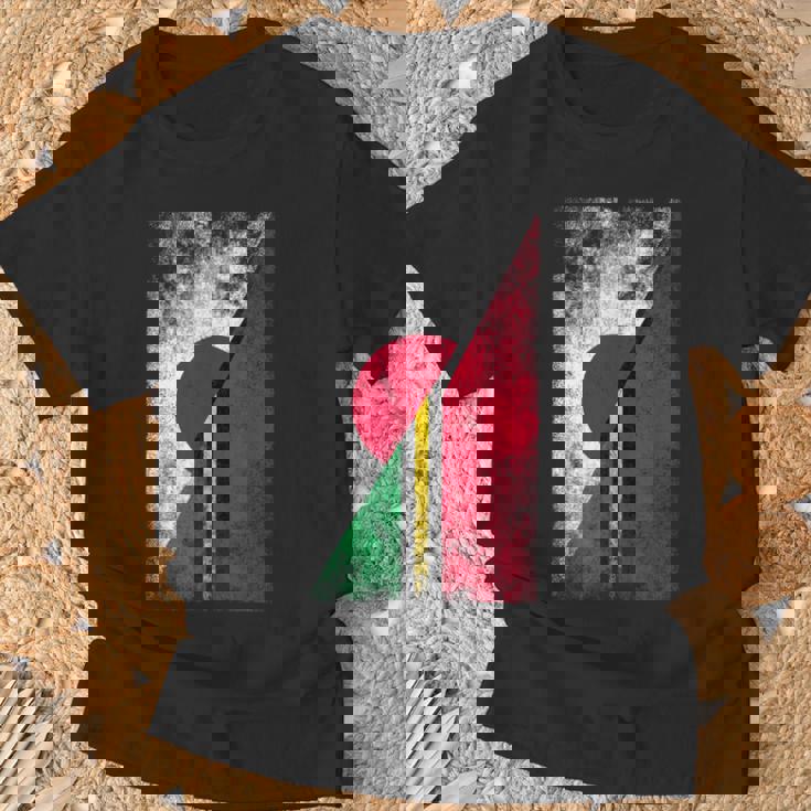 日本バヌアツ国旗 日本のバヌアツ。 Tシャツ 高齢者への贈り物