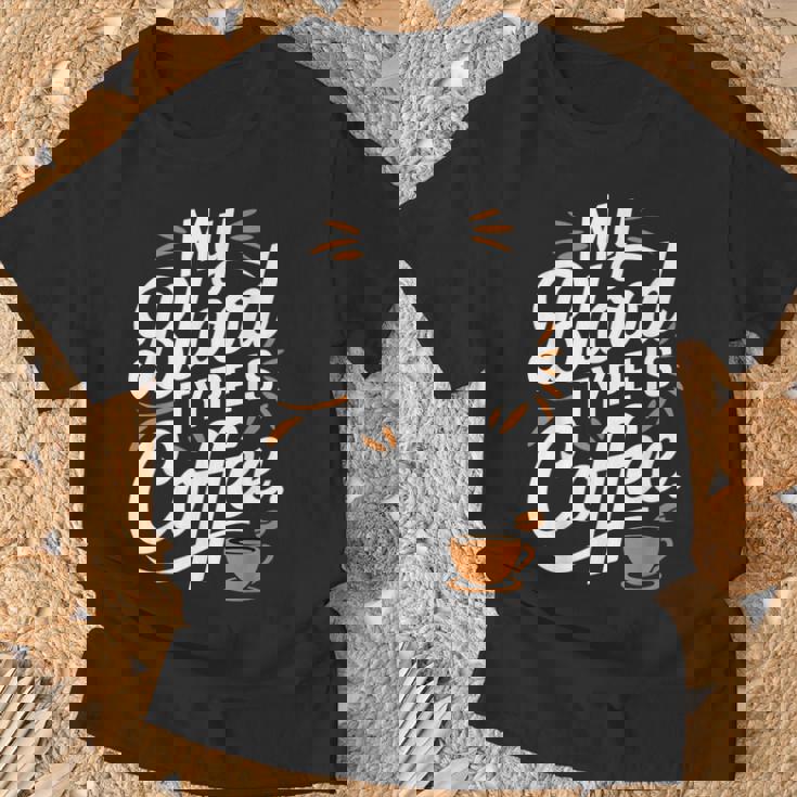 私の血液型はコーヒーです Tシャツ 高齢者への贈り物