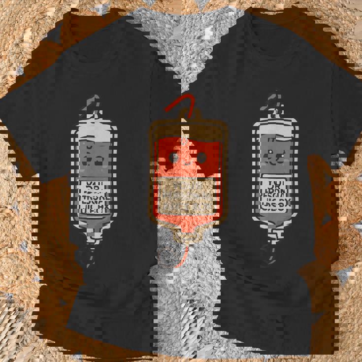 面白い かわいい 静脈内科医 血液バッグ 看護師 医療 ユーモア Tシャツ 高齢者への贈り物
