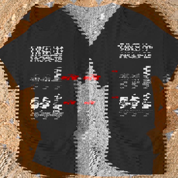 面白い車好き空き時間の車でやること Tシャツ 高齢者への贈り物