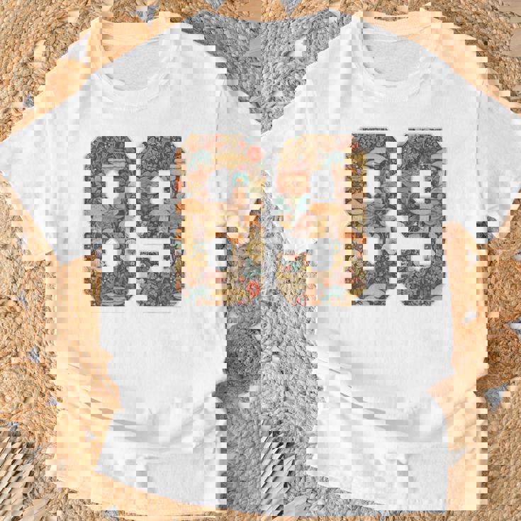 89 ナンバー コテージコア マッシュルーム レトロ フラワー裏側に Tシャツ 高齢者への贈り物