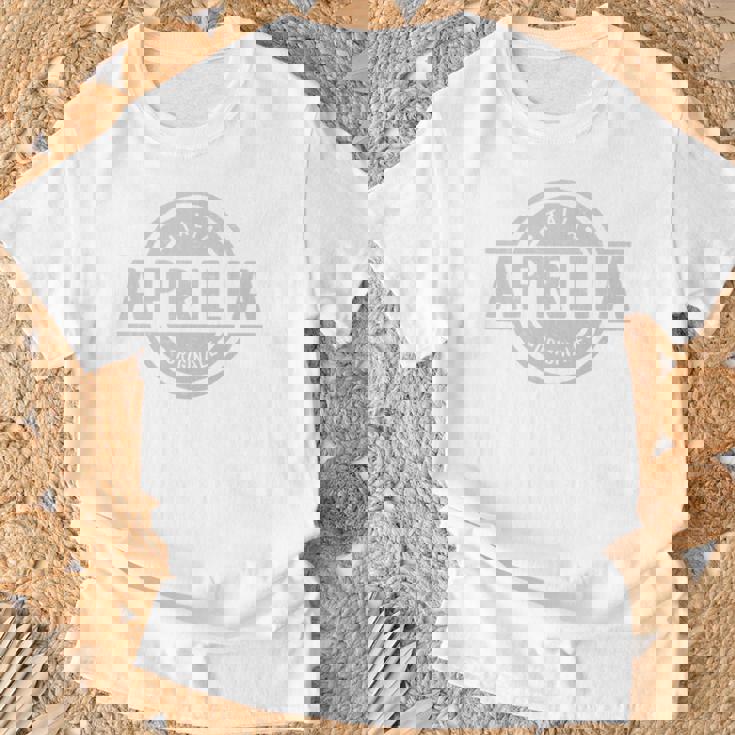 Aprilia Italia Aprilia Italy 公式 アプリリア ラツィオ Cv23 長袖tシャツ Tシャツ 高齢者への贈り物