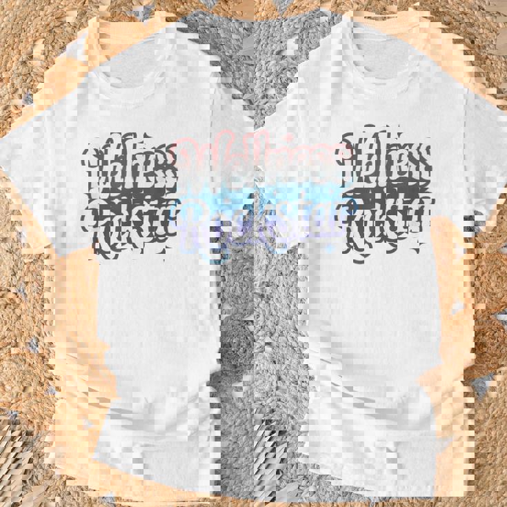 Epic Team Wellness Rockstarquad ヨガクラス フィットネス Tシャツ 高齢者への贈り物