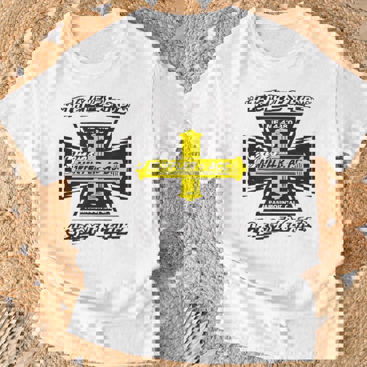 Gene's Mufflers アイアンクロス Tシャツ 高齢者への贈り物