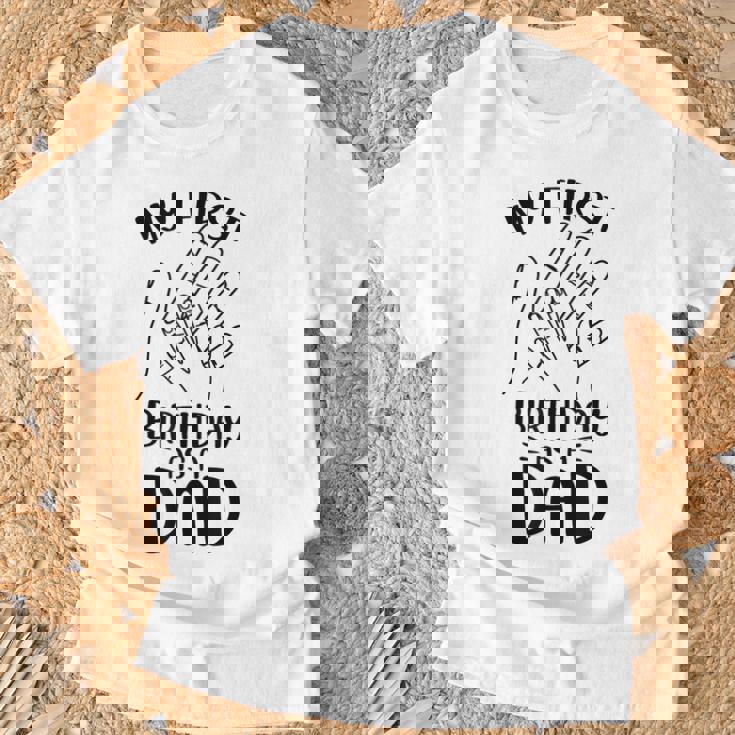 Il Mio Primo Compleanno Da Papà Dice Umorismo Incinta Gravidanza Maglietta Regalos para ancianos