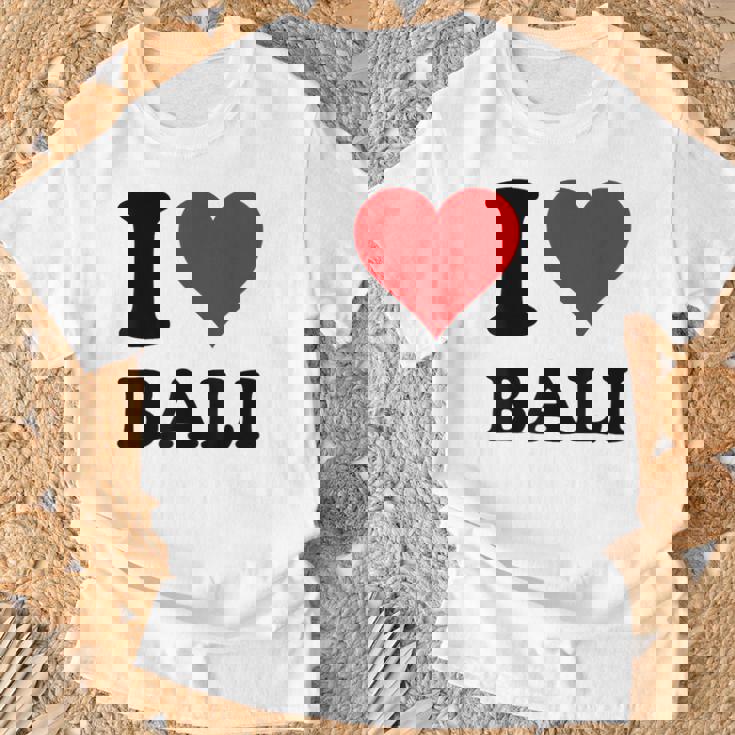 I Love Bali Tシャツ 高齢者への贈り物