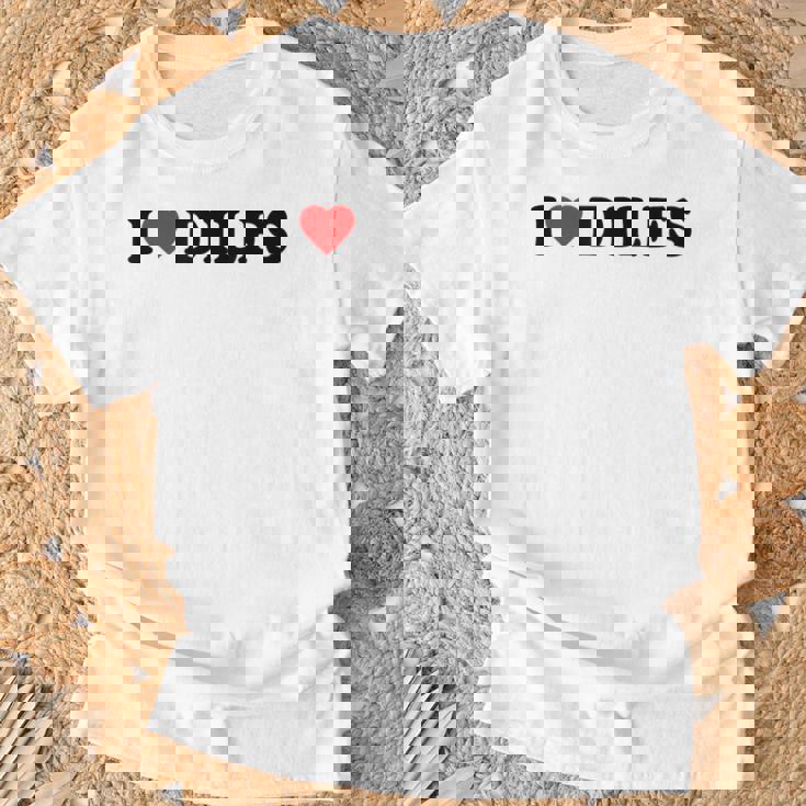 I Love Dilfs · I Love Hot Dads · Dilf Hunter Camiseta unisex Regalos para ancianos