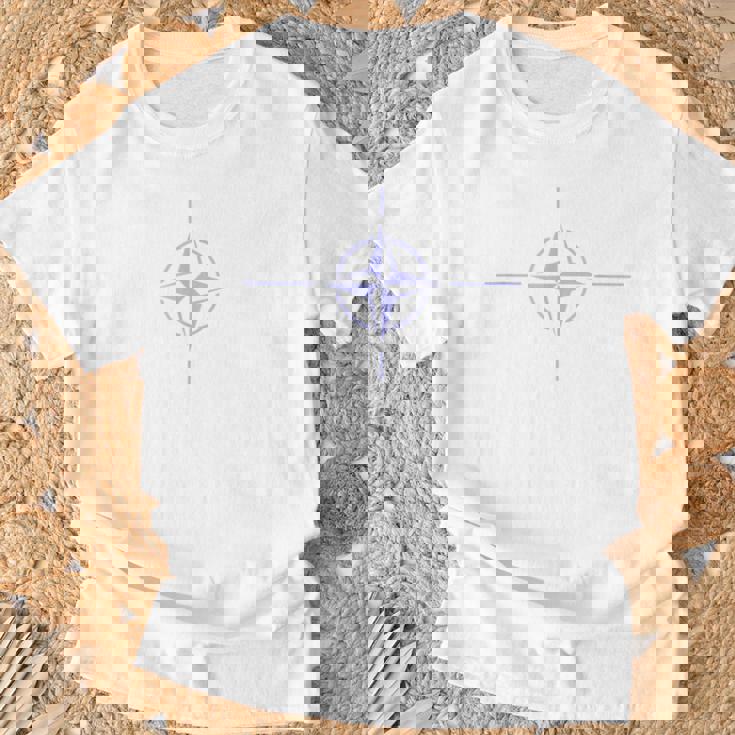 Nato旗トレンドデザイン Tシャツ 高齢者への贈り物