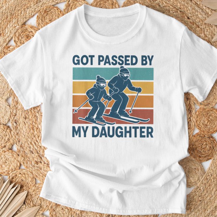 T-shirt Humour Ski "Got Passed By My Daughter" - Pour Papa Skieur - Coton Léger, Coupe Classique - Idée Cadeau Montagne, Vacances