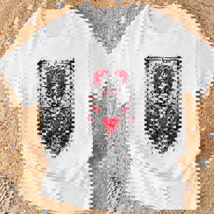 Rojo Reina De Corazones Corona Rebelde Gafas Deol Poker Card Es Camiseta unisex Regalos para ancianos