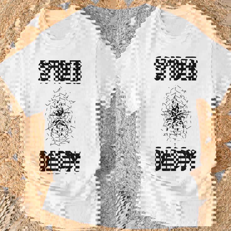 Small Cutepider Man Quotepider Daddy Tシャツ 高齢者への贈り物