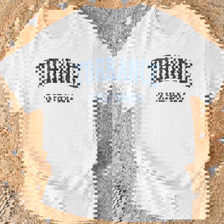 Torrance California Ca ビンテージ アスレチック スポーツデザイン Tシャツ 高齢者への贈り物