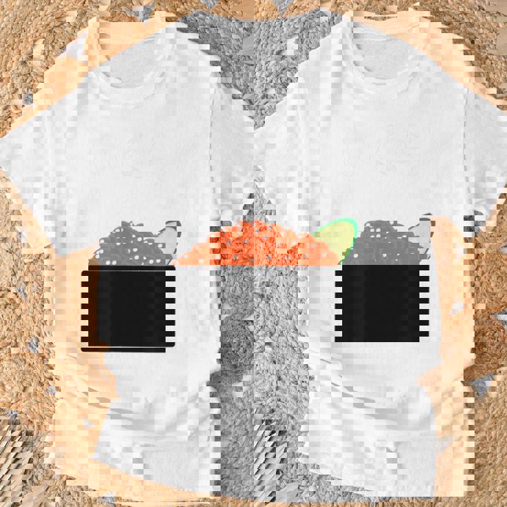 【いくら】イクラ 寿司 おすし 軍艦巻き 可愛い おもしろ 面白い 鮭 魚卵 料理 文字 ネタ ウケ狙い 文字入り 変な Tシャツ 高齢者への贈り物