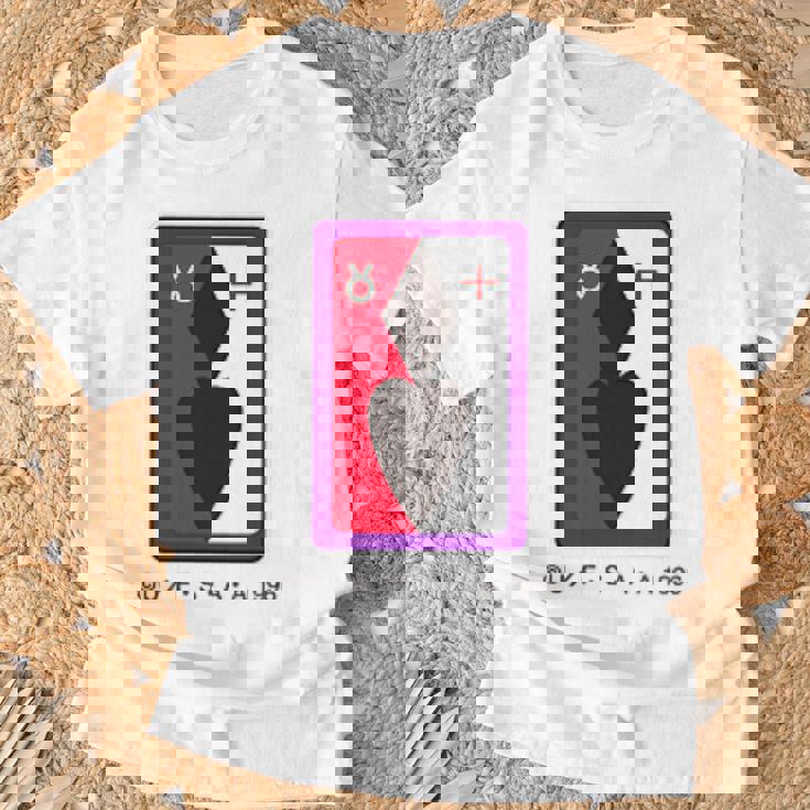 【映画】クレヨンしんちゃん 「ヘンダーランドの大冒険」スゲーナスゴイデス バックプリント Tシャツ 高齢者への贈り物