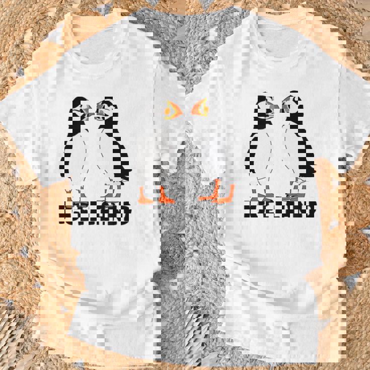 アイスランドのキュートなパフィン2個 Tシャツ 高齢者への贈り物