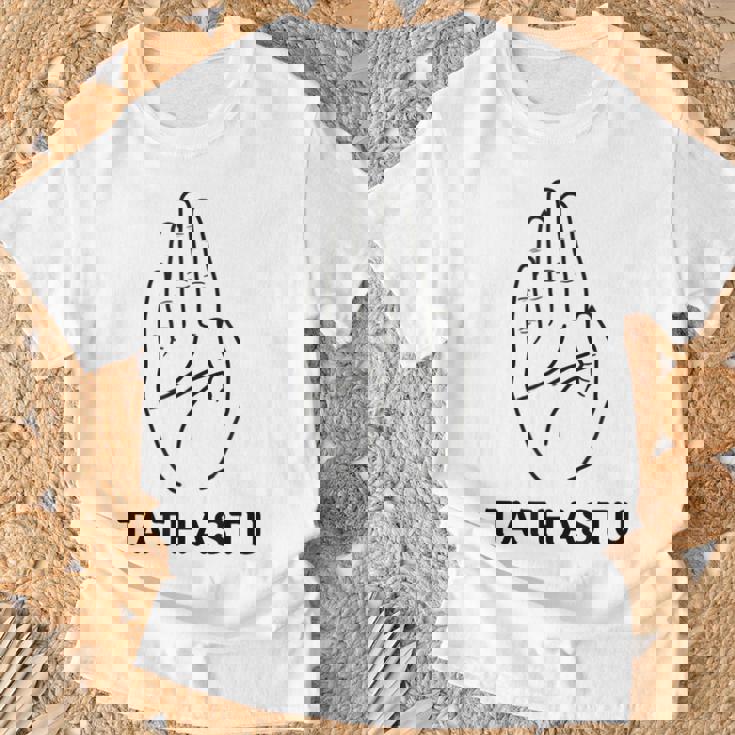 インドのサンスクリット語タタストゥデザイン Tシャツ 高齢者への贈り物