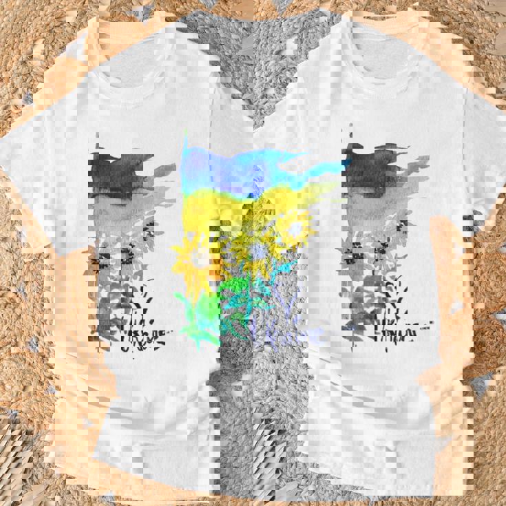 ウクライナ国旗 ひまわりの愛 ウクライナの強い服 Tシャツ 高齢者への贈り物