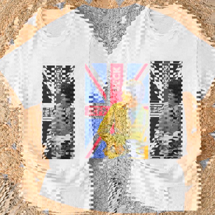 ジェフベック_002_Back Printed Tシャツ 高齢者への贈り物