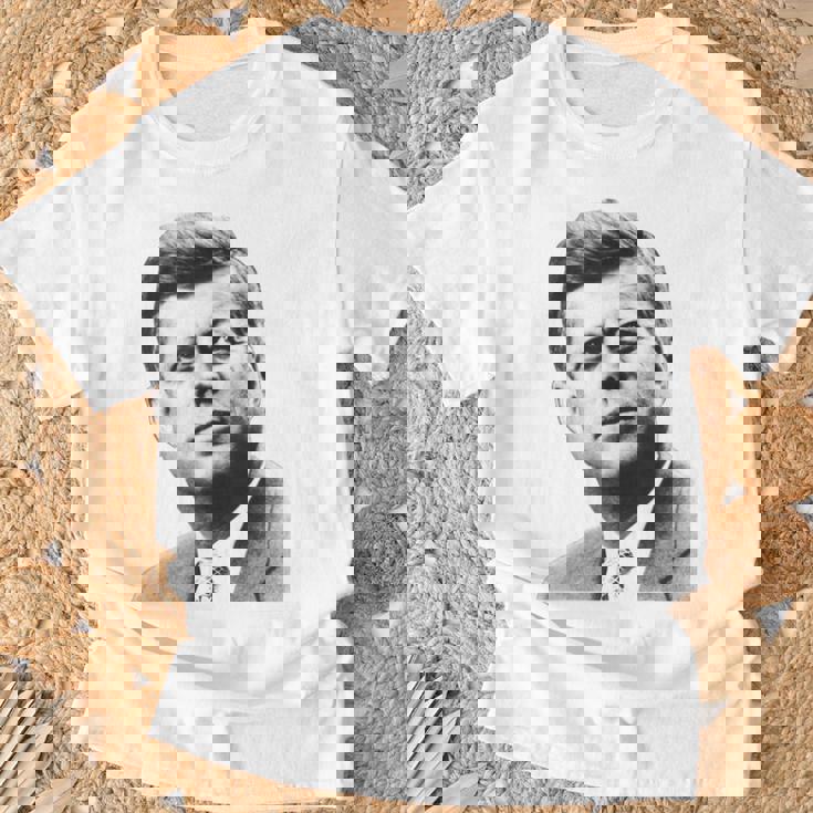 ジョン・F・ケネディ大統領 Tシャツ 高齢者への贈り物