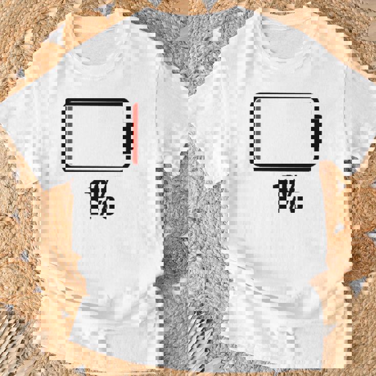 バッテリー1シャツ残り1バッテリーデッドシャツのバッテリー残量が少なくなりました。 Tシャツ 高齢者への贈り物