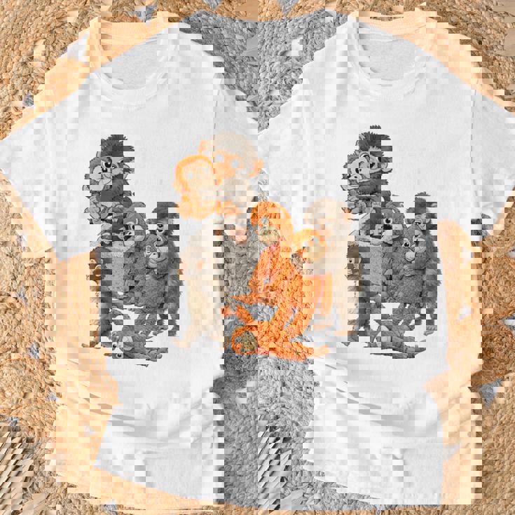 パンチ君 かわいい ポーズ 捨てられた ニホンザル モンキー パンチ Tシャツ 高齢者への贈り物