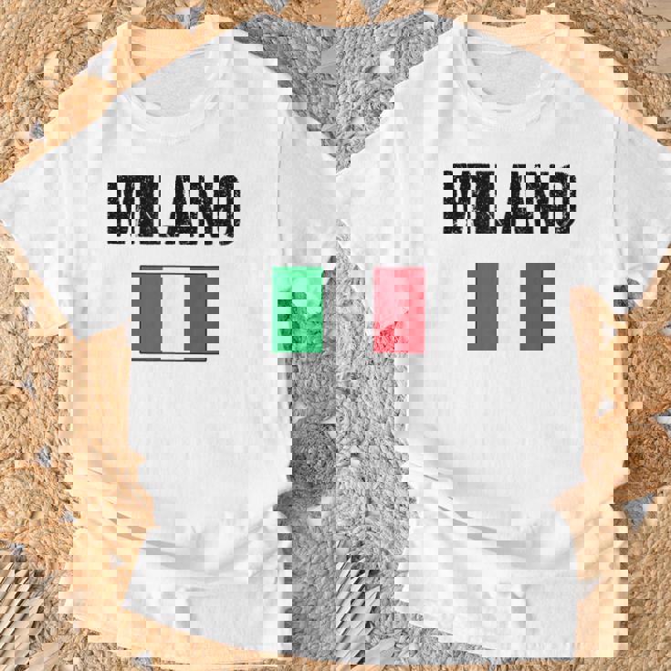ミラノ イタリア ミラノ イタリー 旗 イタリアン Tシャツ 高齢者への贈り物