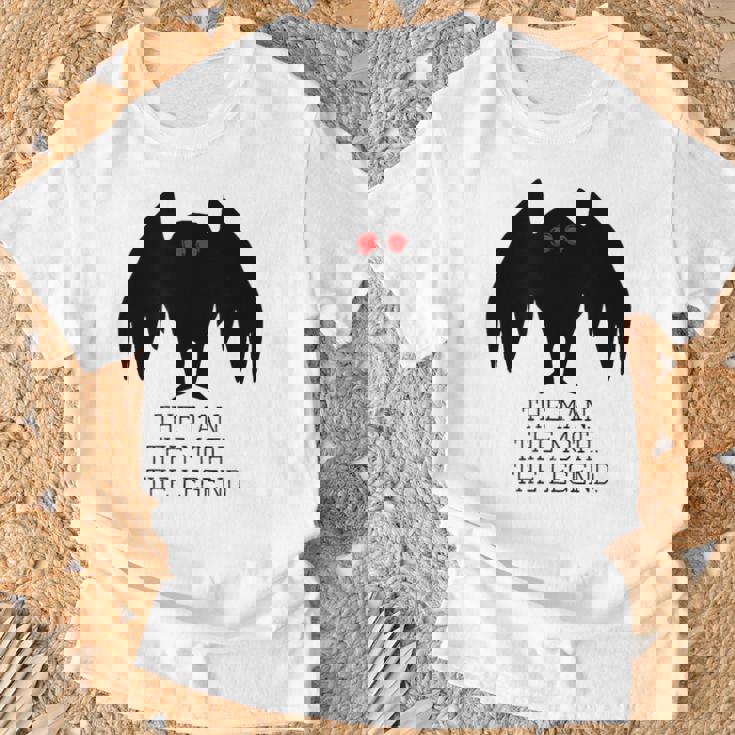 モスマン男女兼用クールクリプティッドモンスターウィアード Tシャツ 高齢者への贈り物