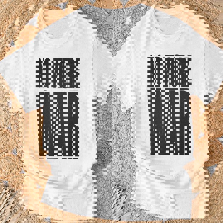 反戦 平和 イスラエル パレスチナ ウクライナ ロシア リビア シリア イエメン クルド トルコ No More War Tシャツ 高齢者への贈り物