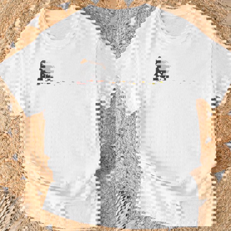 歩くゴリラ Tシャツ 高齢者への贈り物