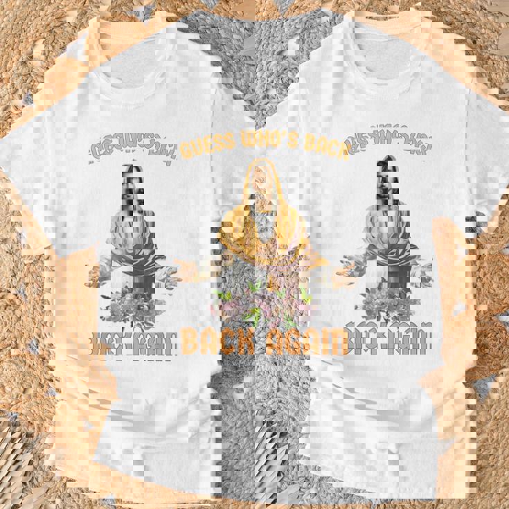 誰が戻ったと思う？また戻ってきましたイエスキリストハッピーイースター Tシャツ 高齢者への贈り物