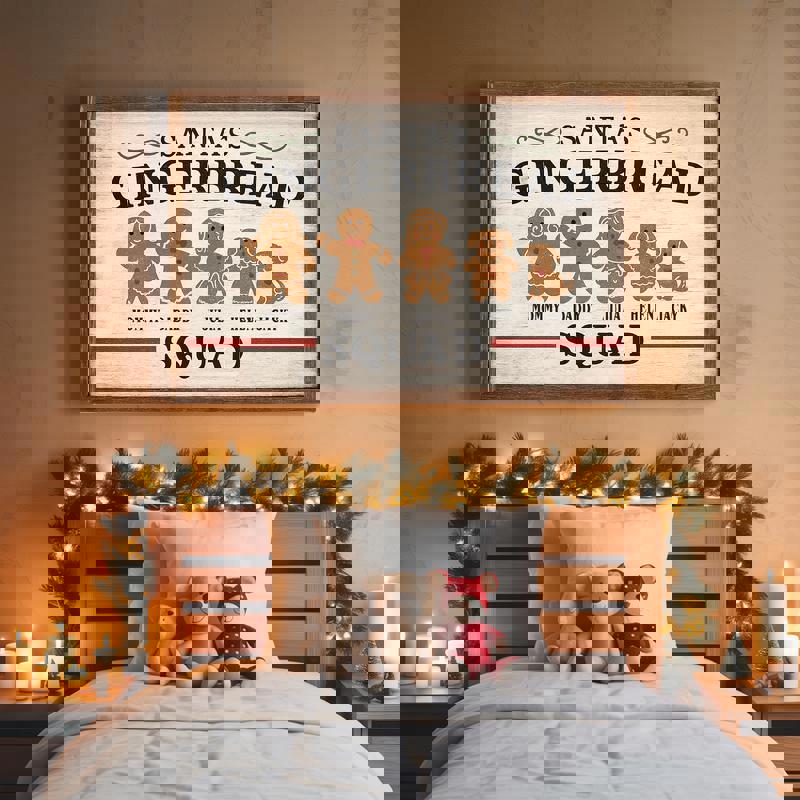 Gingerbread family canvas, personalized surname and cookie silhouettes, rustic decor for nursery or kids' Christmas room