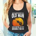 コントラバスの老人を過小評価しないでください タンクトップ