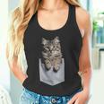 ポケットに入ったノルウェージャンフォレストキャット タンクトップ