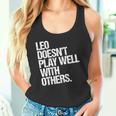 レオは他の人とうまく遊ばない 面白い皮肉 長袖tシャツ タンクトップ