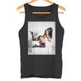 セクシーガールグラフィックtシャツ マスクのセクシーなファッションモデル タンクトップ